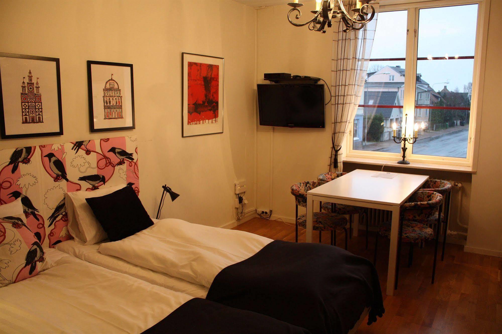 Design Hostel Mia Хельсингборг Экстерьер фото
